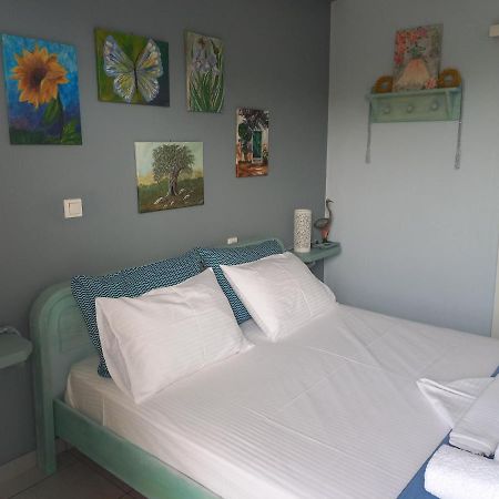 Mulberry House Hotel Elafonissos Buitenkant foto